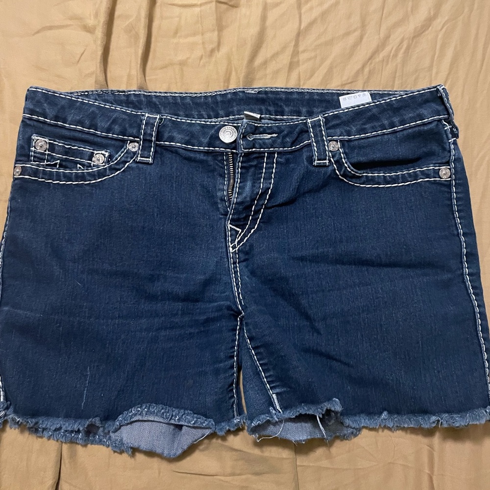 Size 33 womens cutoff true religion shorts